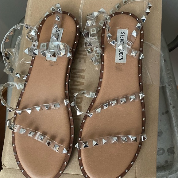 Steve Madden gladiator sandal. Gently worn, SS 7.5 - Picture 2 of 4